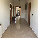 Zeqo Muka 1 Apartment