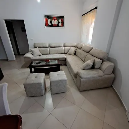 Apartment Zeqo Muka *