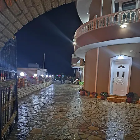 Zeqo Muka Apartment Ksamil