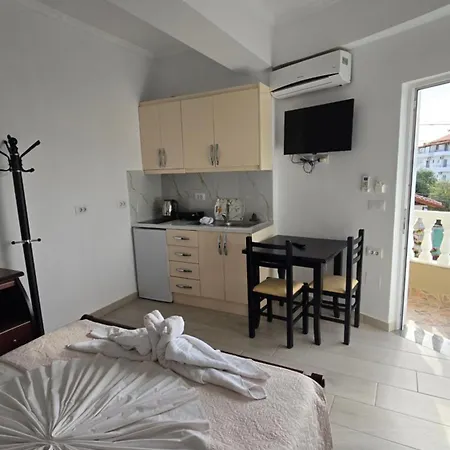Zeqo Muka Apartment Ksamil