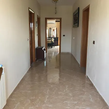 Zeqo Muka Apartment