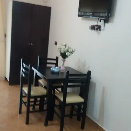 Zeqo Muka 1 * Ksamil